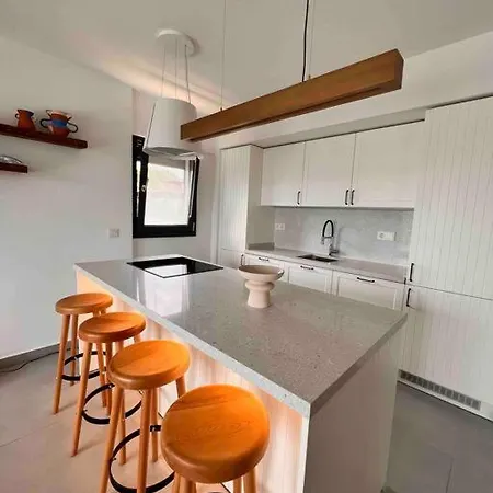 Appartamento Charming, New Renovated Flat House In Gundogan *