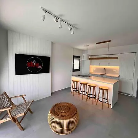 شقة Charming, New Renovated Flat House In Gundogan *